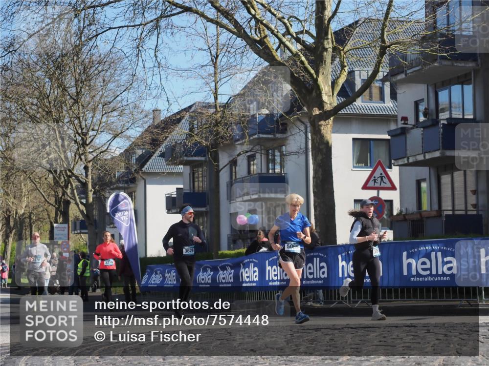 06.04.2025 - 44. Internationalen Wilhelmsburger Insellauf Luisa Fischer http://msf.ph/oto/7574448 06.04.2025 10:42:05 Ziel 3478, 3238, 3629, 5065, 1379 meine-sportfotos.de