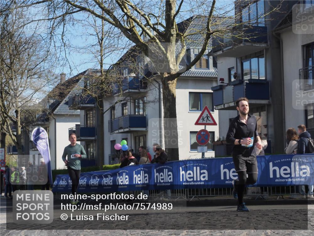 06.04.2025 - 44. Internationalen Wilhelmsburger Insellauf Luisa Fischer http://msf.ph/oto/7574989 06.04.2025 10:42:17 Ziel  meine-sportfotos.de