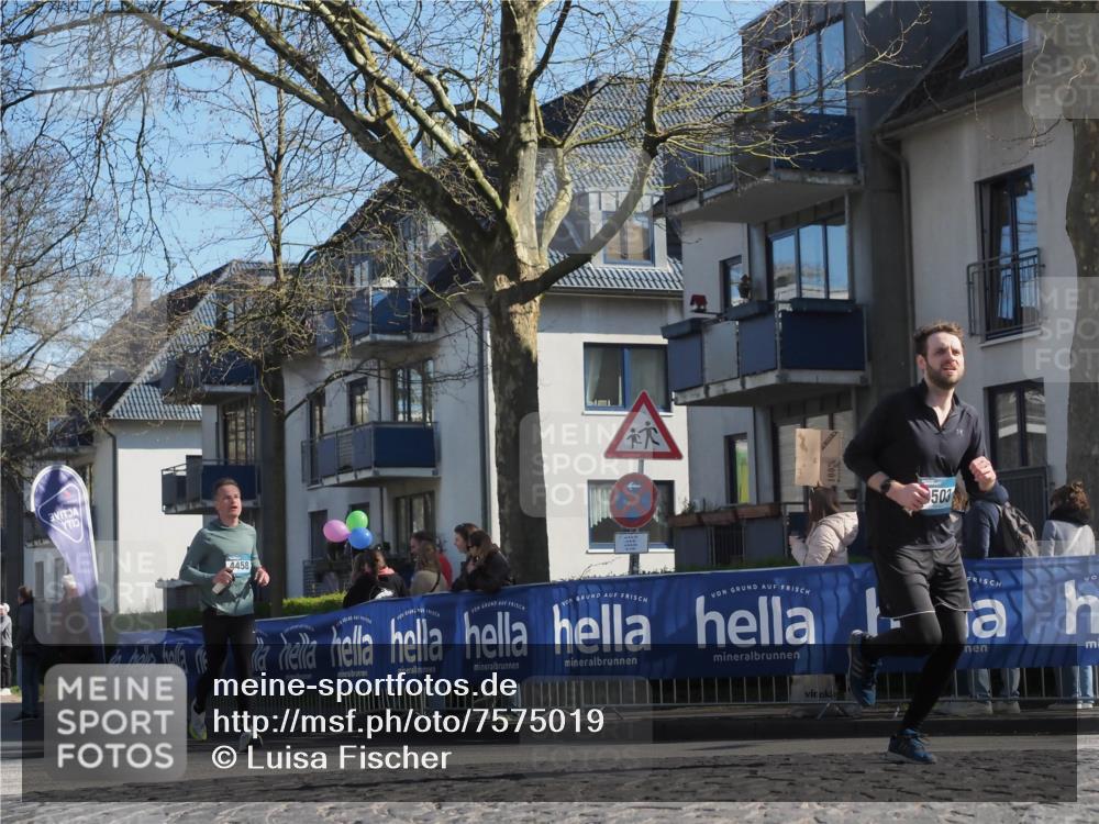 06.04.2025 - 44. Internationalen Wilhelmsburger Insellauf Luisa Fischer http://msf.ph/oto/7575019 06.04.2025 10:42:18 Ziel 4458, 503 meine-sportfotos.de