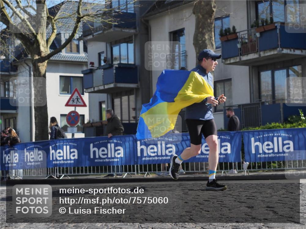 06.04.2025 - 44. Internationalen Wilhelmsburger Insellauf Luisa Fischer http://msf.ph/oto/7575060 06.04.2025 10:37:10 Ziel 410 meine-sportfotos.de