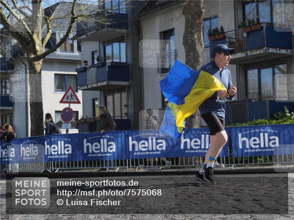 06.04.2025 - 44. Internationalen Wilhelmsburger Insellauf Luisa Fischer http://msf.ph/oto/7575068 06.04.2025 10:37:10 Ziel 45 meine-sportfotos.de