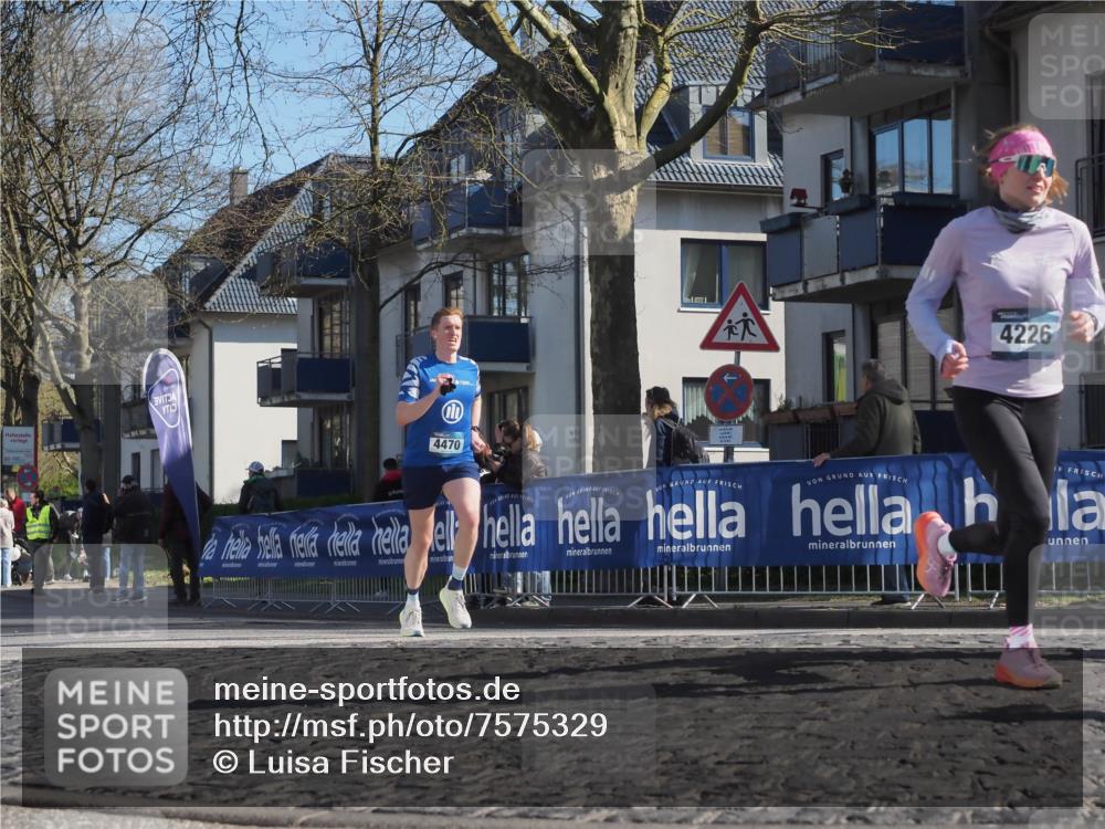 06.04.2025 - 44. Internationalen Wilhelmsburger Insellauf Luisa Fischer http://msf.ph/oto/7575329 06.04.2025 10:37:32 Ziel 4226, 4470 meine-sportfotos.de