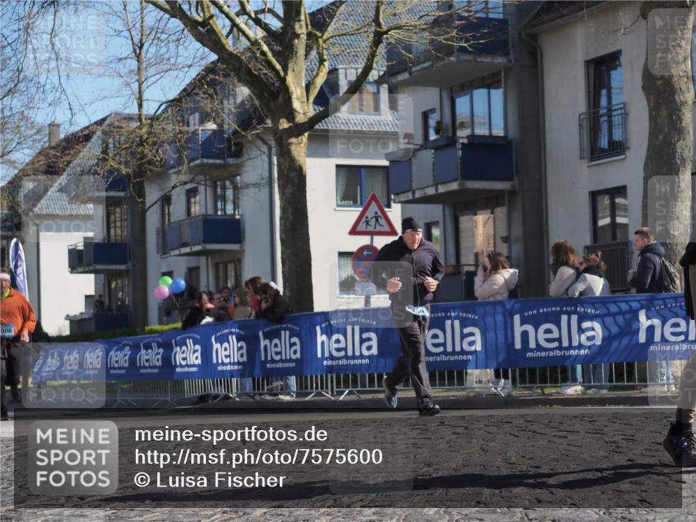 06.04.2025 - 44. Internationalen Wilhelmsburger Insellauf Luisa Fischer http://msf.ph/oto/7575600 06.04.2025 10:42:37 Ziel 506 meine-sportfotos.de