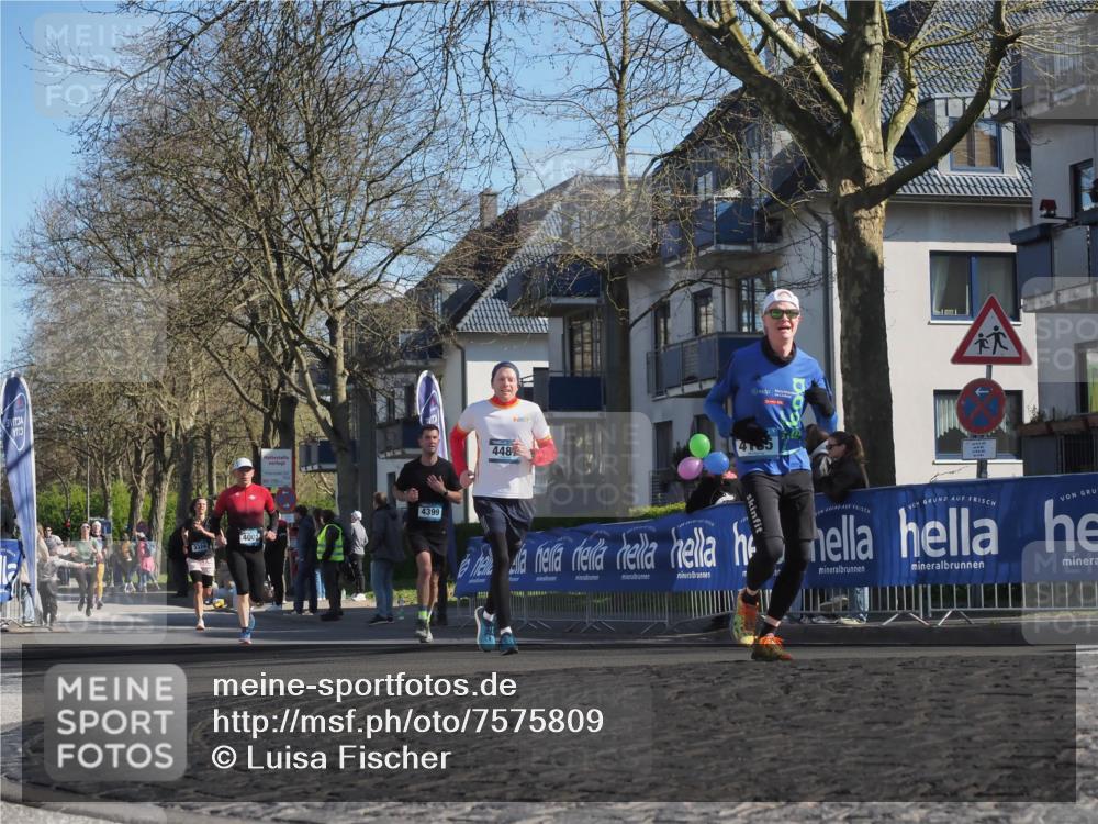 06.04.2025 - 44. Internationalen Wilhelmsburger Insellauf Luisa Fischer http://msf.ph/oto/7575809 06.04.2025 10:42:42 Ziel 3324, 4002, 4399, 448 meine-sportfotos.de