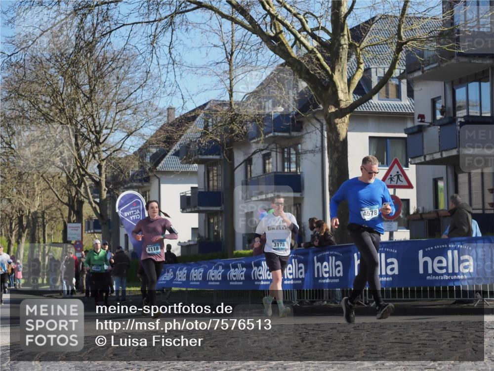 06.04.2025 - 44. Internationalen Wilhelmsburger Insellauf Luisa Fischer http://msf.ph/oto/7576513 06.04.2025 10:38:16 Ziel 3369, 4118, 4578, 3178 meine-sportfotos.de
