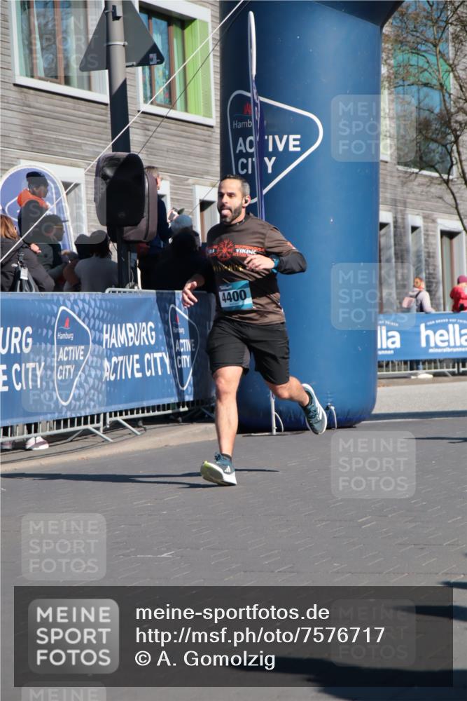 06.04.2025 - 44. Internationalen Wilhelmsburger Insellauf A. Gomolzig http://msf.ph/oto/7576717 06.04.2025 10:33:08 Ziel 3234, 3564, 3747, 4400, 5026 meine-sportfotos.de