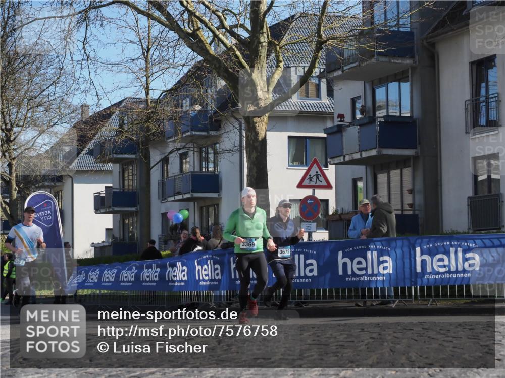 06.04.2025 - 44. Internationalen Wilhelmsburger Insellauf Luisa Fischer http://msf.ph/oto/7576758 06.04.2025 10:38:20 Ziel 1563, 3369, 3675 meine-sportfotos.de
