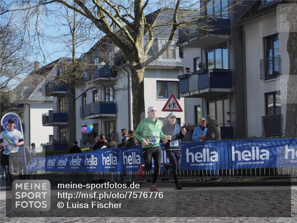 06.04.2025 - 44. Internationalen Wilhelmsburger Insellauf Luisa Fischer http://msf.ph/oto/7576776 06.04.2025 10:38:20 Ziel 1563, 3369, 3675 meine-sportfotos.de