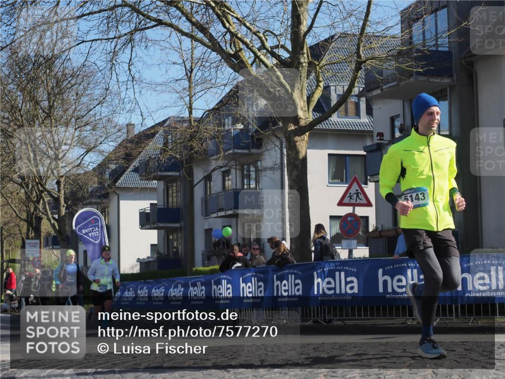 06.04.2025 - 44. Internationalen Wilhelmsburger Insellauf Luisa Fischer http://msf.ph/oto/7577270 06.04.2025 10:38:37 Ziel 5008, 3672, 5143 meine-sportfotos.de