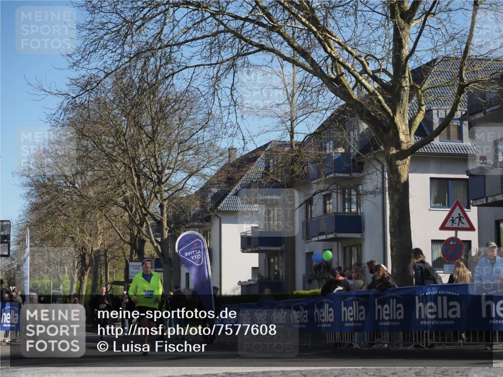 06.04.2025 - 44. Internationalen Wilhelmsburger Insellauf Luisa Fischer http://msf.ph/oto/7577608 06.04.2025 10:38:47 Ziel 3346 meine-sportfotos.de