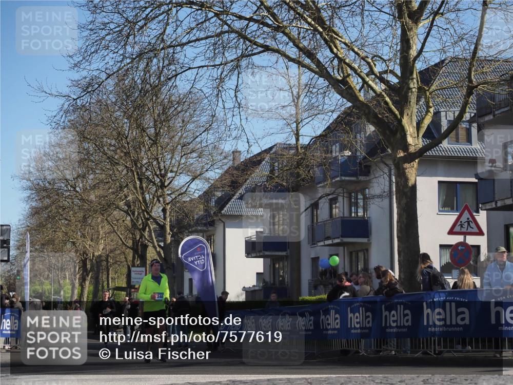06.04.2025 - 44. Internationalen Wilhelmsburger Insellauf Luisa Fischer http://msf.ph/oto/7577619 06.04.2025 10:38:47 Ziel 346 meine-sportfotos.de