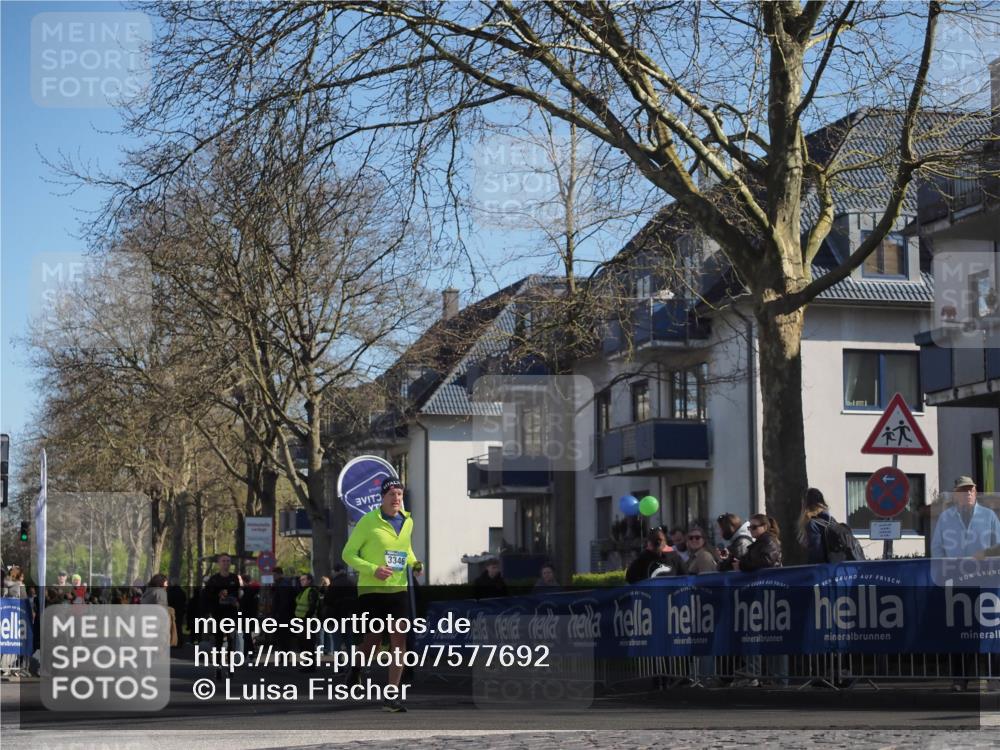 06.04.2025 - 44. Internationalen Wilhelmsburger Insellauf Luisa Fischer http://msf.ph/oto/7577692 06.04.2025 10:38:48 Ziel 3346 meine-sportfotos.de