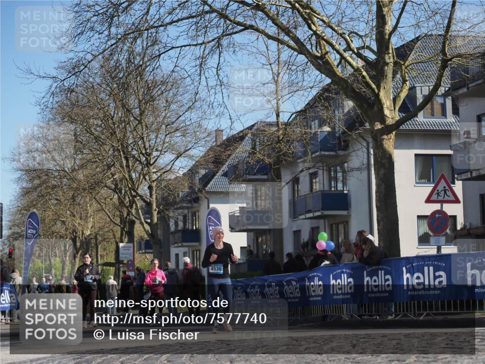 06.04.2025 - 44. Internationalen Wilhelmsburger Insellauf Luisa Fischer http://msf.ph/oto/7577740 06.04.2025 10:43:29 Ziel 3380, 4536 meine-sportfotos.de