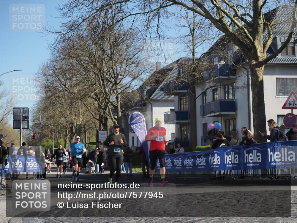 06.04.2025 - 44. Internationalen Wilhelmsburger Insellauf Luisa Fischer http://msf.ph/oto/7577945 06.04.2025 10:38:56 Ziel 5150, 4047, 4359 meine-sportfotos.de