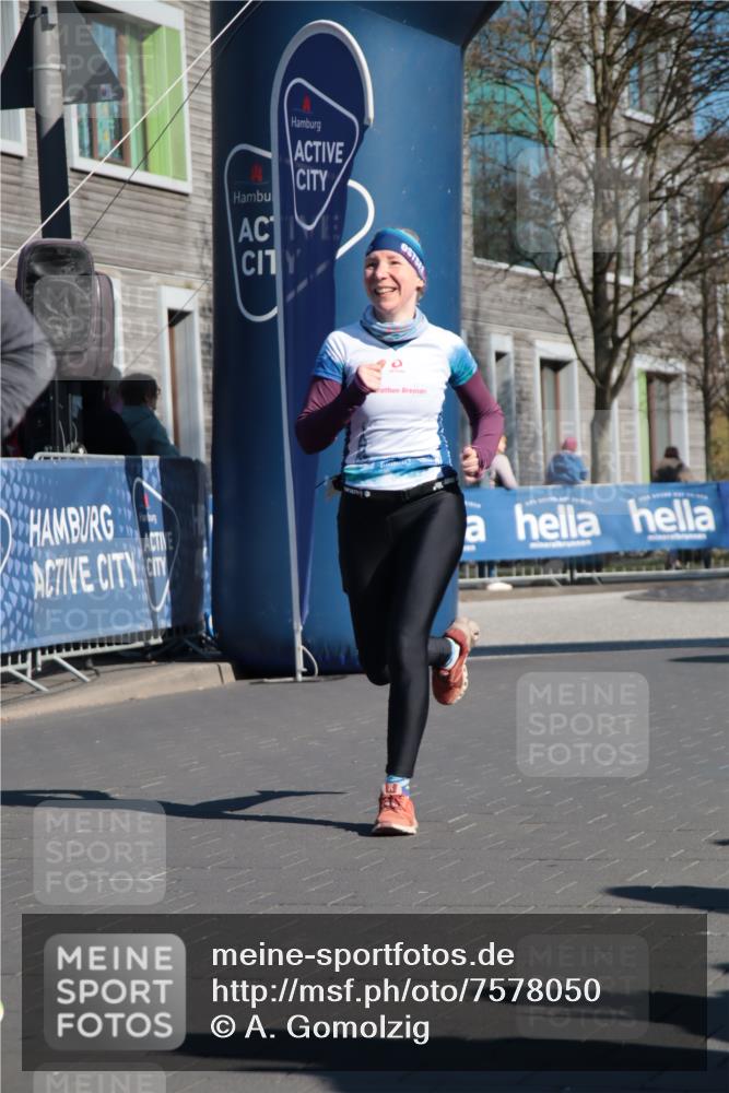 06.04.2025 - 44. Internationalen Wilhelmsburger Insellauf A. Gomolzig http://msf.ph/oto/7578050 06.04.2025 10:29:32 Ziel 3588, 3793, 4102, 4135, 4272, 4347 meine-sportfotos.de
