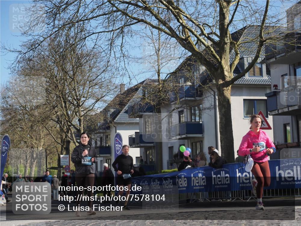 06.04.2025 - 44. Internationalen Wilhelmsburger Insellauf Luisa Fischer http://msf.ph/oto/7578104 06.04.2025 10:43:34 Ziel 144, 3380, 76, 4502 meine-sportfotos.de