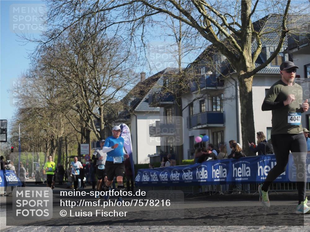 06.04.2025 - 44. Internationalen Wilhelmsburger Insellauf Luisa Fischer http://msf.ph/oto/7578216 06.04.2025 10:39:00 Ziel 3709, 4337, 4047 meine-sportfotos.de