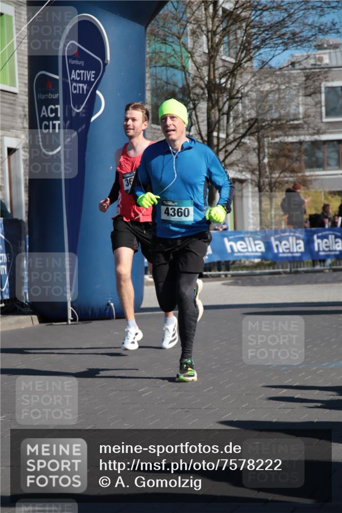 06.04.2025 - 44. Internationalen Wilhelmsburger Insellauf A. Gomolzig http://msf.ph/oto/7578222 06.04.2025 10:29:03 Ziel 3624, 4360 meine-sportfotos.de