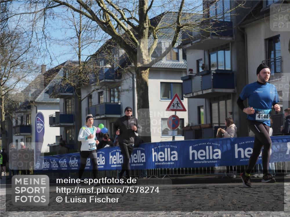 06.04.2025 - 44. Internationalen Wilhelmsburger Insellauf Luisa Fischer http://msf.ph/oto/7578274 06.04.2025 10:43:41 Ziel 3268, 4144 meine-sportfotos.de