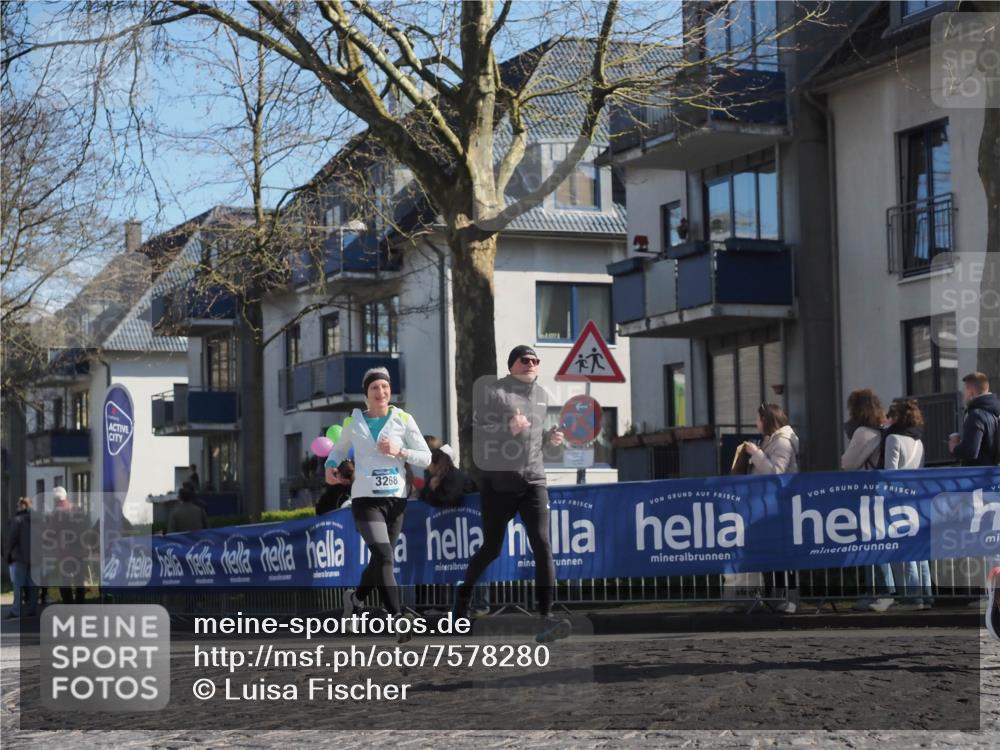 06.04.2025 - 44. Internationalen Wilhelmsburger Insellauf Luisa Fischer http://msf.ph/oto/7578280 06.04.2025 10:43:41 Ziel 3268 meine-sportfotos.de