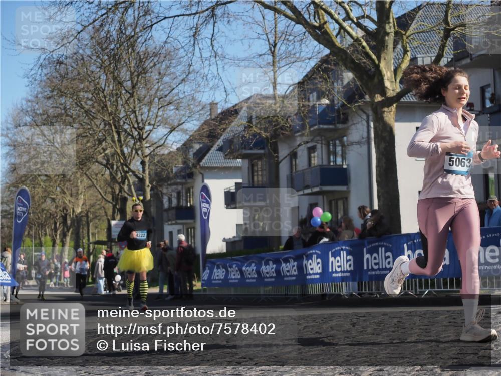 06.04.2025 - 44. Internationalen Wilhelmsburger Insellauf Luisa Fischer http://msf.ph/oto/7578402 06.04.2025 10:43:47 Ziel 4222, 5063 meine-sportfotos.de