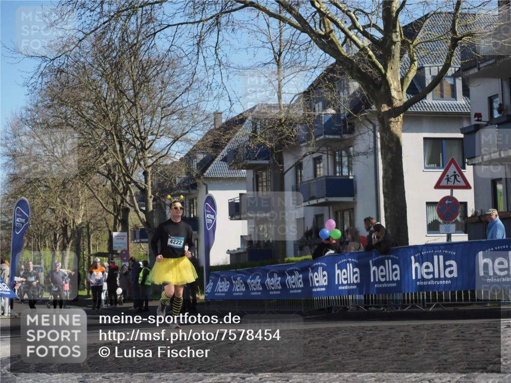 06.04.2025 - 44. Internationalen Wilhelmsburger Insellauf Luisa Fischer http://msf.ph/oto/7578454 06.04.2025 10:43:48 Ziel 4222 meine-sportfotos.de