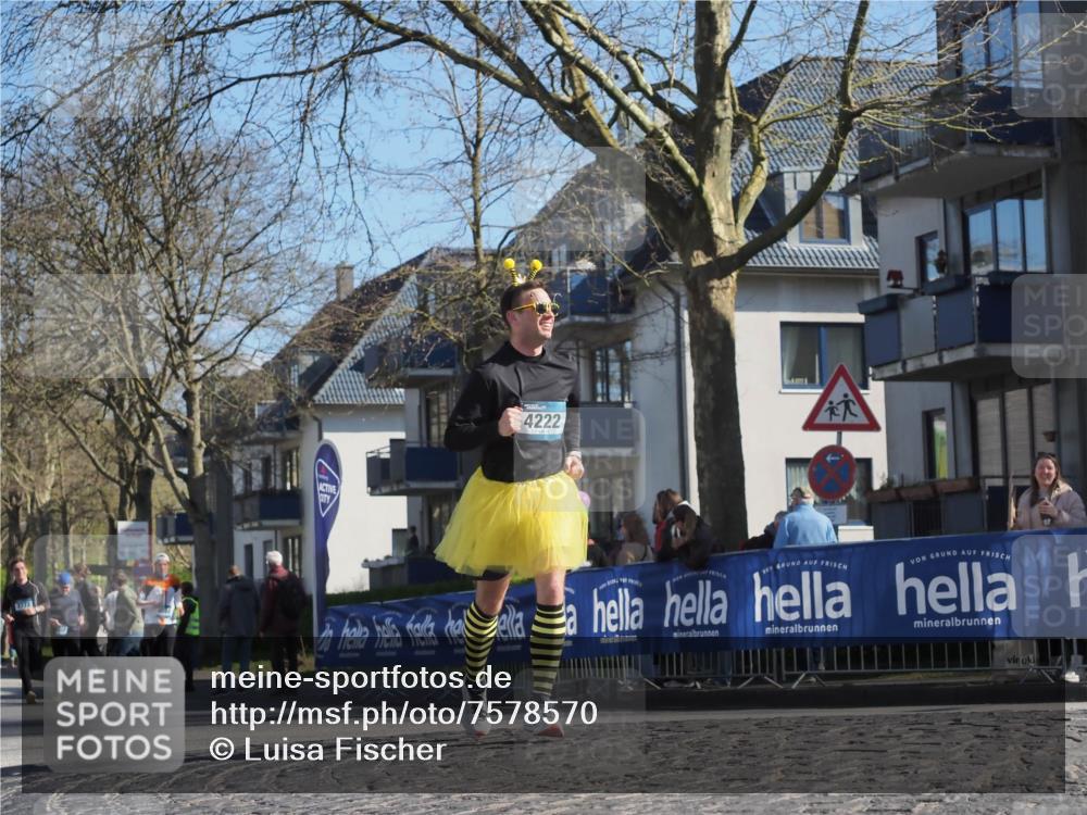 06.04.2025 - 44. Internationalen Wilhelmsburger Insellauf Luisa Fischer http://msf.ph/oto/7578570 06.04.2025 10:43:50 Ziel 4222 meine-sportfotos.de