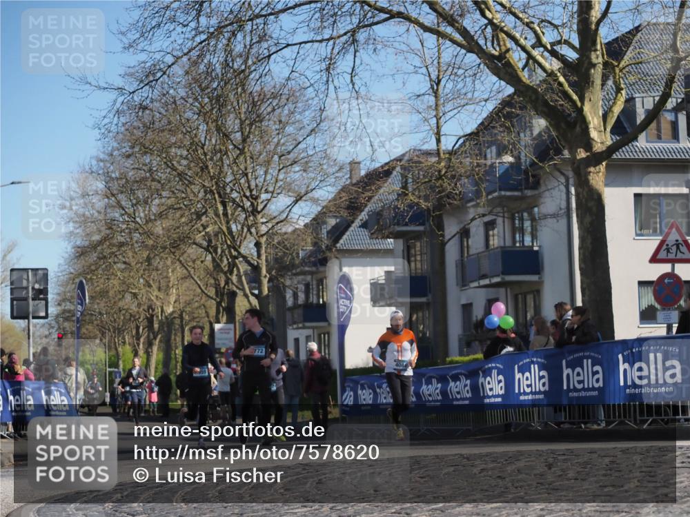 06.04.2025 - 44. Internationalen Wilhelmsburger Insellauf Luisa Fischer http://msf.ph/oto/7578620 06.04.2025 10:43:53 Ziel 59, 172, 4084 meine-sportfotos.de