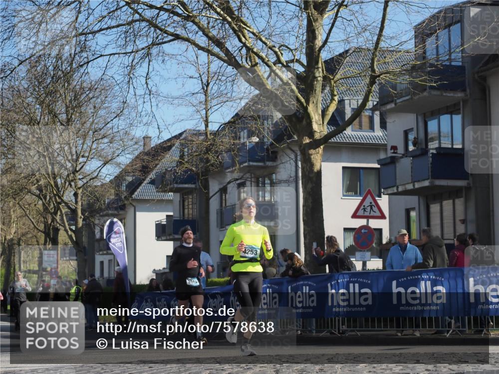 06.04.2025 - 44. Internationalen Wilhelmsburger Insellauf Luisa Fischer http://msf.ph/oto/7578638 06.04.2025 10:39:05 Ziel 3915, 4253 meine-sportfotos.de