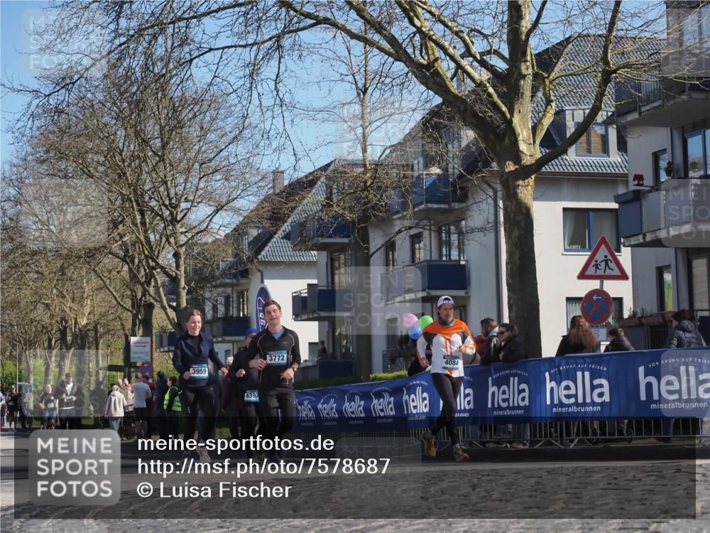 06.04.2025 - 44. Internationalen Wilhelmsburger Insellauf Luisa Fischer http://msf.ph/oto/7578687 06.04.2025 10:43:54 Ziel 3959, 4397, 3772, 4084 meine-sportfotos.de