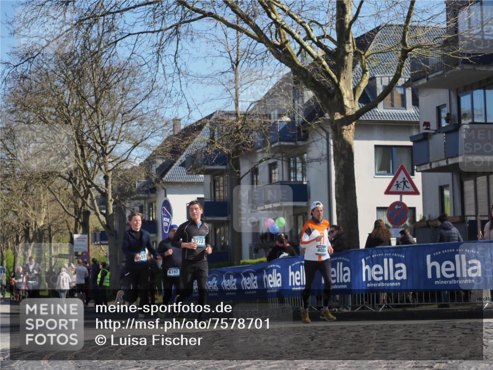 06.04.2025 - 44. Internationalen Wilhelmsburger Insellauf Luisa Fischer http://msf.ph/oto/7578701 06.04.2025 10:43:55 Ziel 59, 4397, 3772, 4084 meine-sportfotos.de
