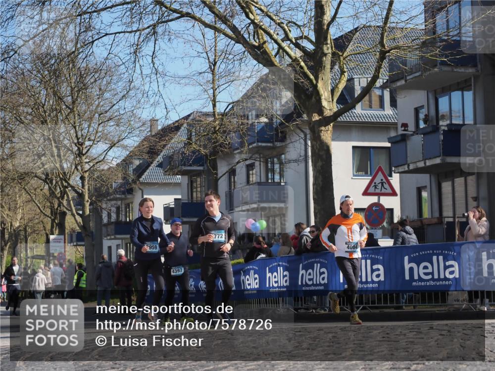06.04.2025 - 44. Internationalen Wilhelmsburger Insellauf Luisa Fischer http://msf.ph/oto/7578726 06.04.2025 10:43:55 Ziel 959, 772, 4397, 4084 meine-sportfotos.de