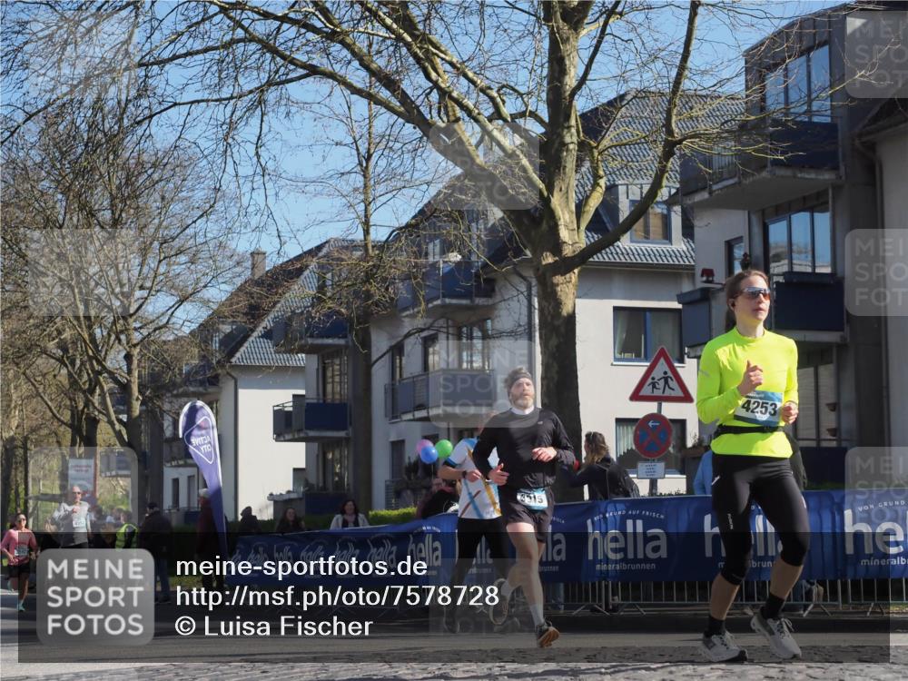 06.04.2025 - 44. Internationalen Wilhelmsburger Insellauf Luisa Fischer http://msf.ph/oto/7578728 06.04.2025 10:39:06 Ziel 3592, 6315, 4253 meine-sportfotos.de