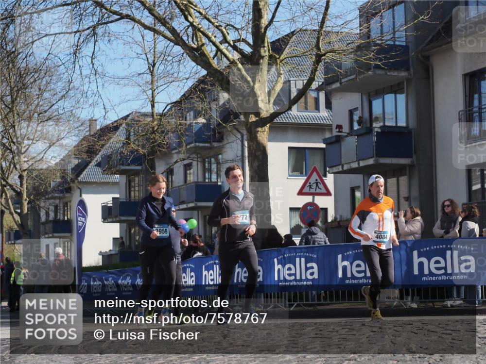 06.04.2025 - 44. Internationalen Wilhelmsburger Insellauf Luisa Fischer http://msf.ph/oto/7578767 06.04.2025 10:43:56 Ziel 3959, 72, 4084 meine-sportfotos.de