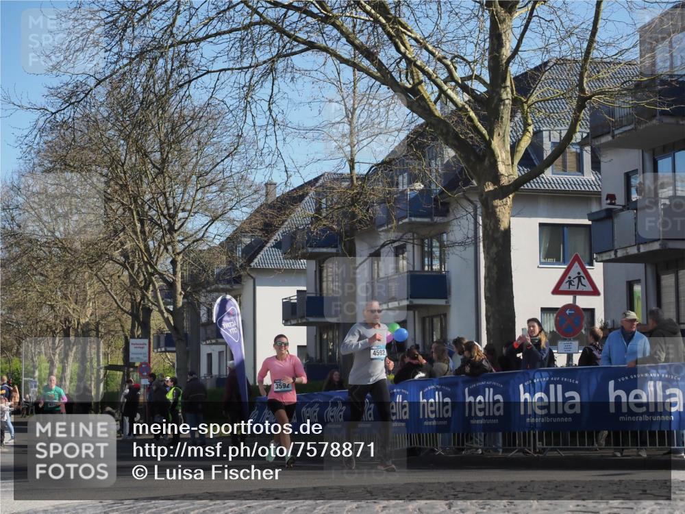 06.04.2025 - 44. Internationalen Wilhelmsburger Insellauf Luisa Fischer http://msf.ph/oto/7578871 06.04.2025 10:39:09 Ziel 4592, 3592 meine-sportfotos.de