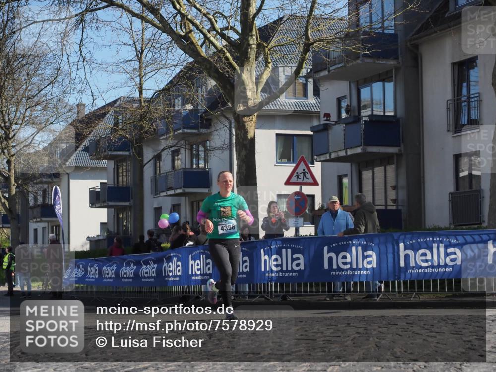 06.04.2025 - 44. Internationalen Wilhelmsburger Insellauf Luisa Fischer http://msf.ph/oto/7578929 06.04.2025 10:39:15 Ziel 4356 meine-sportfotos.de