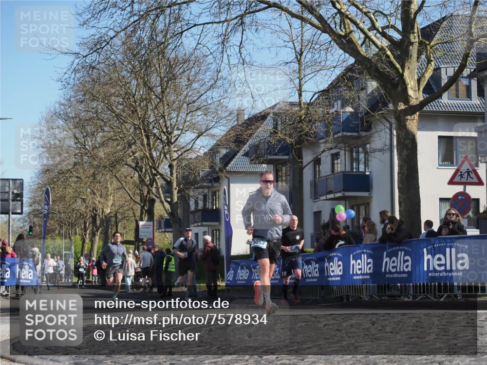 06.04.2025 - 44. Internationalen Wilhelmsburger Insellauf Luisa Fischer http://msf.ph/oto/7578934 06.04.2025 10:44:04 Ziel 4429, 3057, 19 meine-sportfotos.de