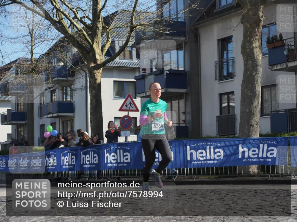 06.04.2025 - 44. Internationalen Wilhelmsburger Insellauf Luisa Fischer http://msf.ph/oto/7578994 06.04.2025 10:39:16 Ziel 4356, 517 meine-sportfotos.de