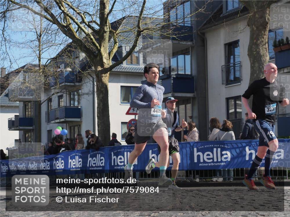 06.04.2025 - 44. Internationalen Wilhelmsburger Insellauf Luisa Fischer http://msf.ph/oto/7579084 06.04.2025 10:44:08 Ziel 4429, 9, 323 meine-sportfotos.de