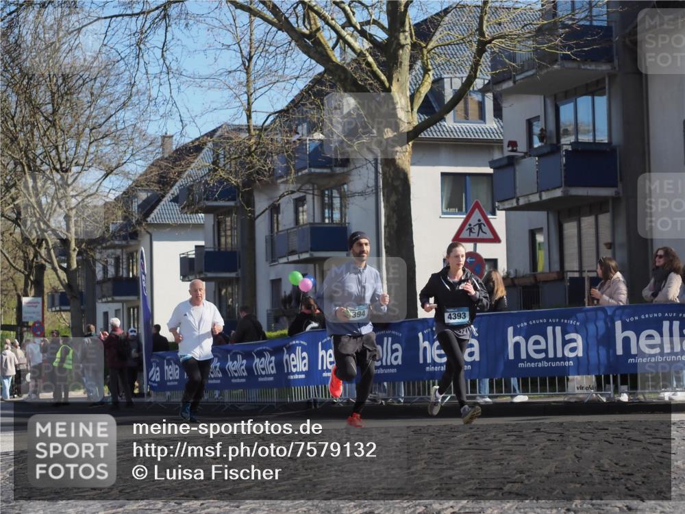 06.04.2025 - 44. Internationalen Wilhelmsburger Insellauf Luisa Fischer http://msf.ph/oto/7579132 06.04.2025 10:44:15 Ziel 394, 4393 meine-sportfotos.de