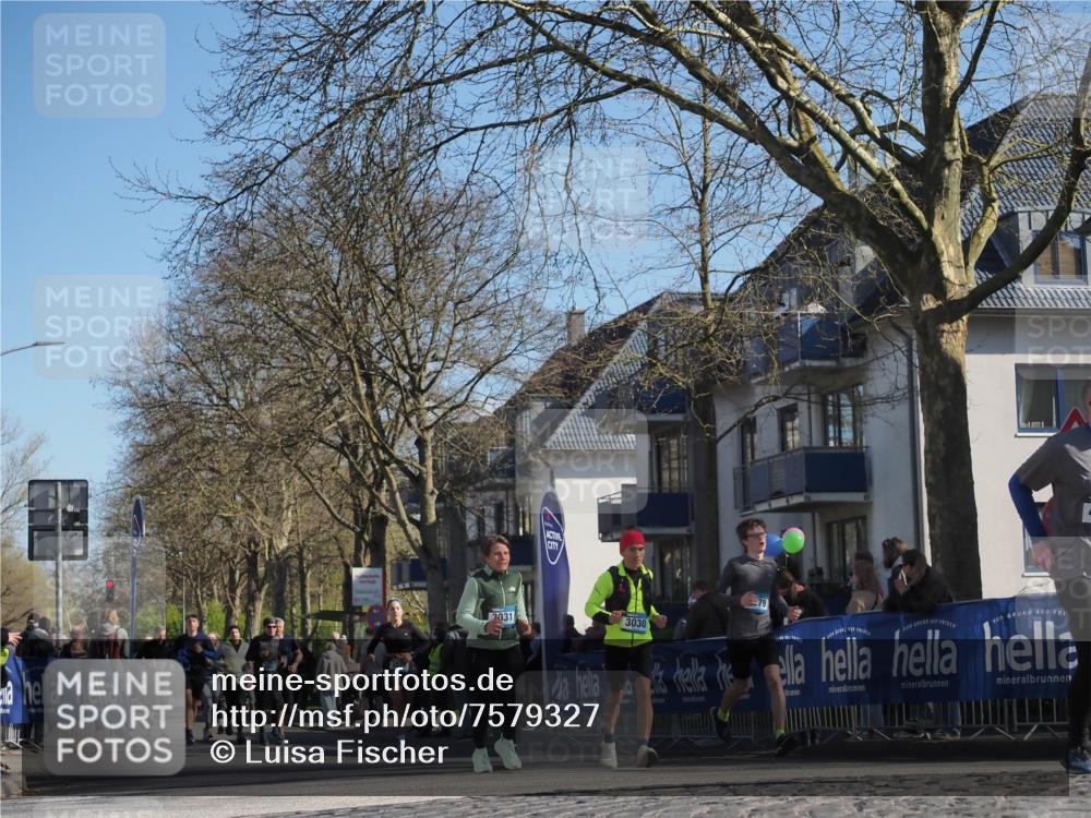 06.04.2025 - 44. Internationalen Wilhelmsburger Insellauf Luisa Fischer http://msf.ph/oto/7579327 06.04.2025 10:44:20 Ziel 2031, 3030, 79 meine-sportfotos.de