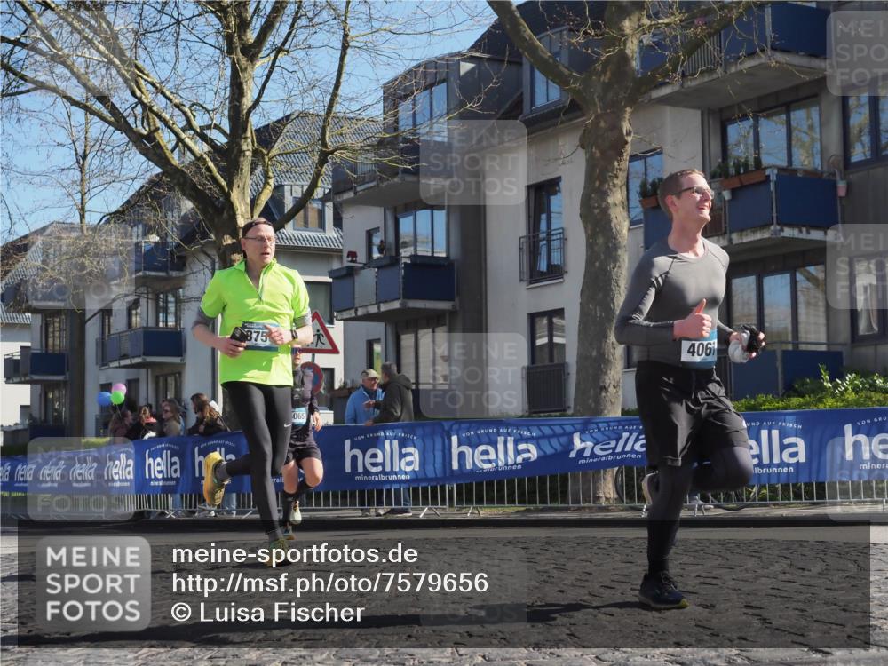 06.04.2025 - 44. Internationalen Wilhelmsburger Insellauf Luisa Fischer http://msf.ph/oto/7579656 06.04.2025 10:39:33 Ziel 875, 065, 406 meine-sportfotos.de