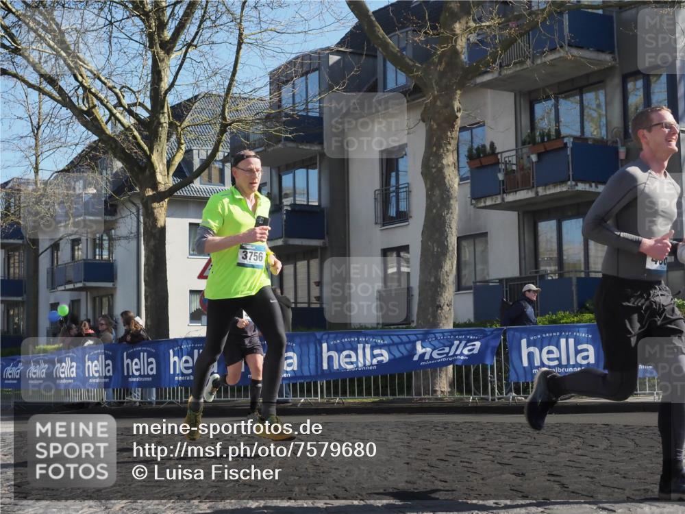 06.04.2025 - 44. Internationalen Wilhelmsburger Insellauf Luisa Fischer http://msf.ph/oto/7579680 06.04.2025 10:39:33 Ziel 3756 meine-sportfotos.de