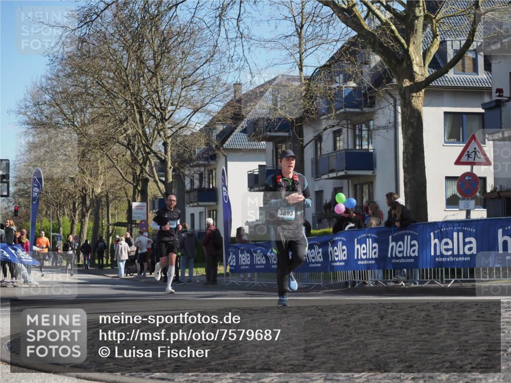 06.04.2025 - 44. Internationalen Wilhelmsburger Insellauf Luisa Fischer http://msf.ph/oto/7579687 06.04.2025 10:44:39 Ziel 4097, 3893 meine-sportfotos.de