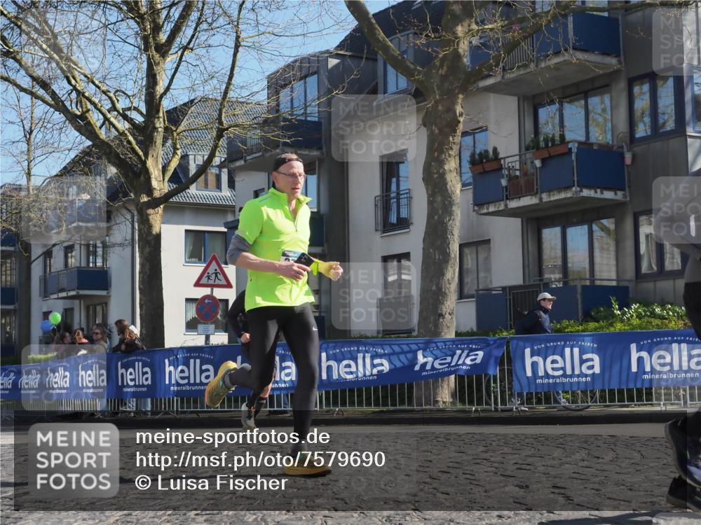 06.04.2025 - 44. Internationalen Wilhelmsburger Insellauf Luisa Fischer http://msf.ph/oto/7579690 06.04.2025 10:39:33 Ziel  meine-sportfotos.de