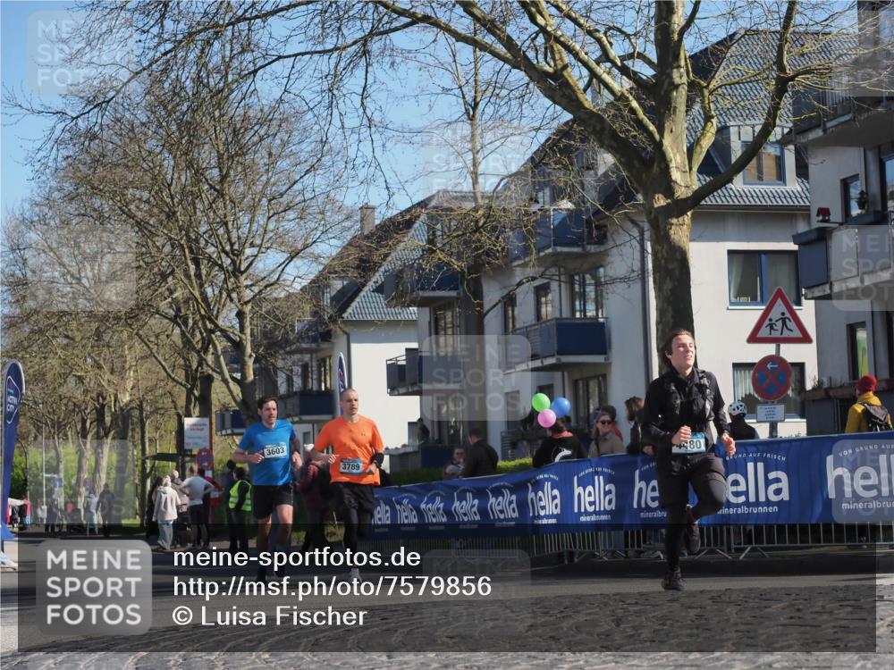 06.04.2025 - 44. Internationalen Wilhelmsburger Insellauf Luisa Fischer http://msf.ph/oto/7579856 06.04.2025 10:44:47 Ziel 3603, 3789, 4480 meine-sportfotos.de