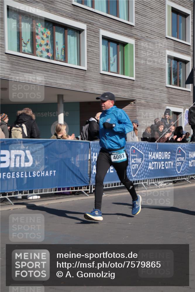 06.04.2025 - 44. Internationalen Wilhelmsburger Insellauf A. Gomolzig http://msf.ph/oto/7579865 06.04.2025 10:22:49 Ziel 3020, 3185, 3395, 4081, 4378 meine-sportfotos.de