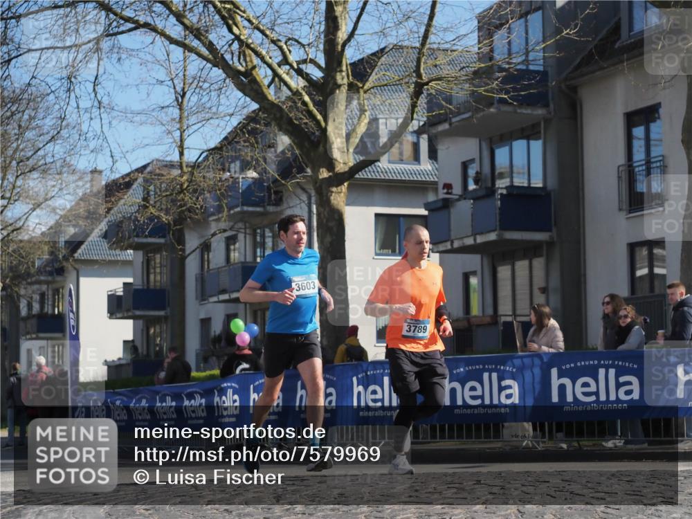 06.04.2025 - 44. Internationalen Wilhelmsburger Insellauf Luisa Fischer http://msf.ph/oto/7579969 06.04.2025 10:44:49 Ziel 3603, 3789 meine-sportfotos.de