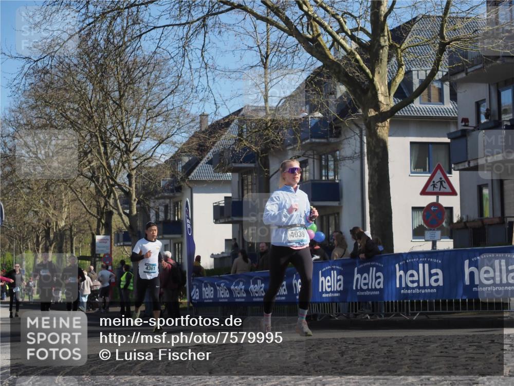 06.04.2025 - 44. Internationalen Wilhelmsburger Insellauf Luisa Fischer http://msf.ph/oto/7579995 06.04.2025 10:44:57 Ziel 4361, 4039 meine-sportfotos.de