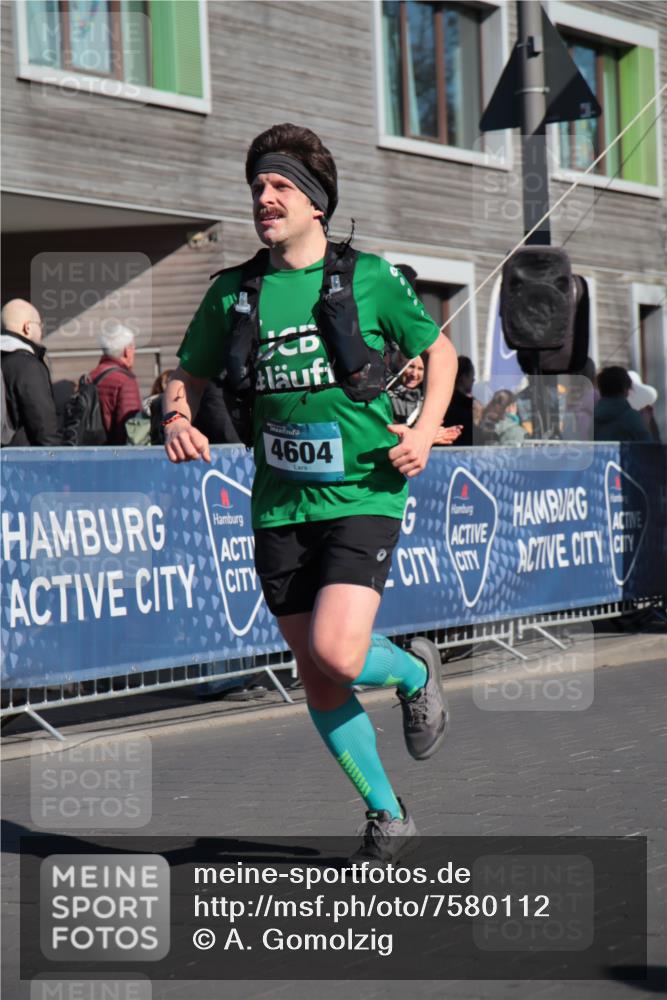 06.04.2025 - 44. Internationalen Wilhelmsburger Insellauf A. Gomolzig http://msf.ph/oto/7580112 06.04.2025 10:21:45 Ziel 4604 meine-sportfotos.de